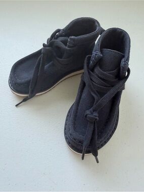 Gap | Navy Lace-Up Boots 
Size 9 Toddler 
NWOT